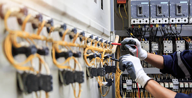 Professional Electrician technician working in Bawcomville, LA